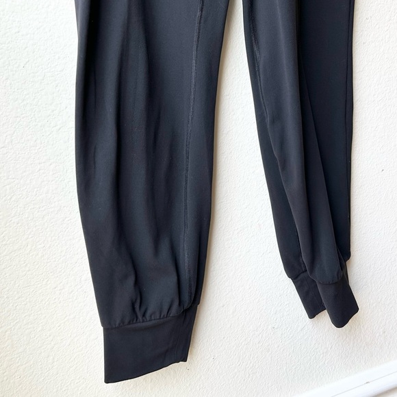 Athleta Salutation Cargo Jogger Black small - Picture 9 of 16